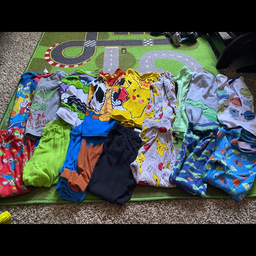 7 PJ Sets..includes Woody and Buzz Pikachu Mario